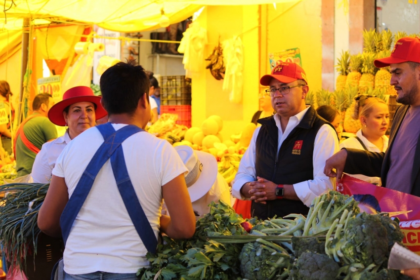 Candidatos del PT se comprometen con comerciantes en Actopan