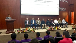 Abanderan a estudiantes de Hidalgo rumbo al Mundial de Rob&oacute;tica VEX