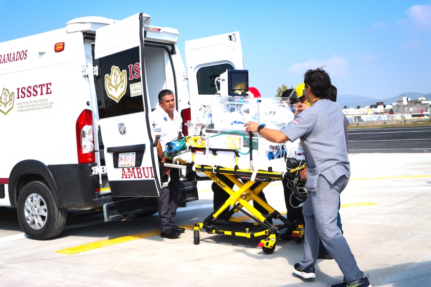 Traslado oportuno de dos pacientes neonatales
