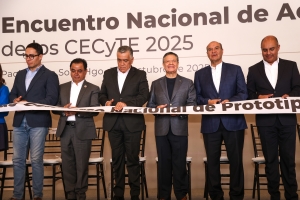 Estamos muy orgullosos  del CECyTEH: Julio Menchaca