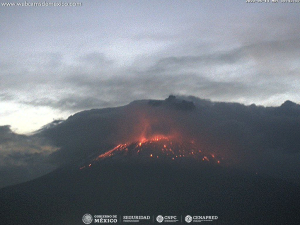 En relaci&oacute;n a la actividad reciente del volc&aacute;n Popocat&eacute;petl, la alerta actual es Amarillo Fase III