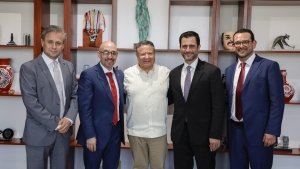 Recibe gobernador de Hidalgo a la nueva dirigencia&nbsp;de Concanaco Servytur