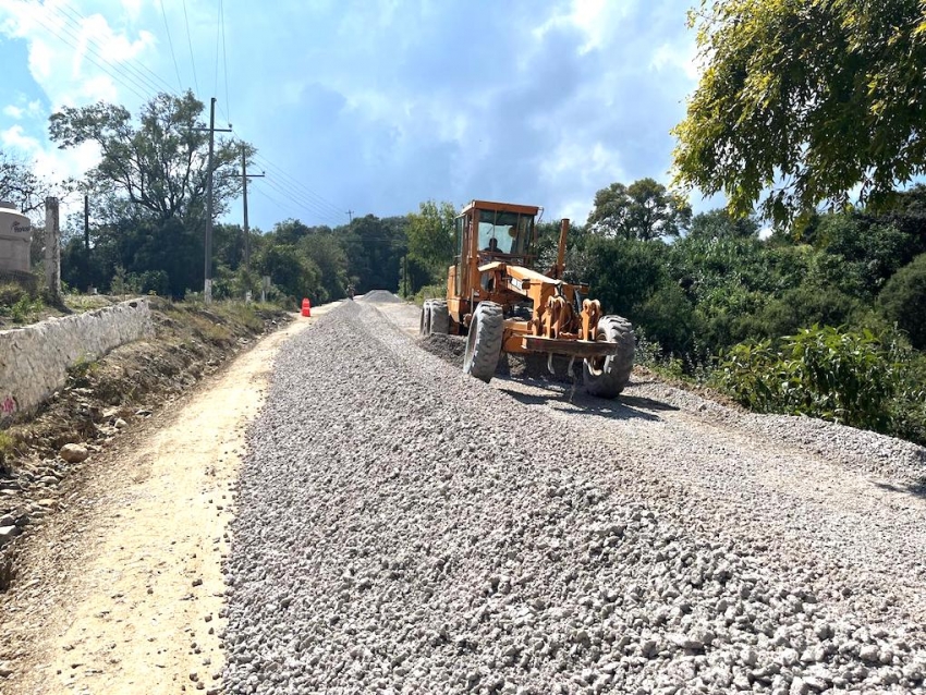 Prioriza SIPDUS comunicación entre comunidades en camino intermunicipal Cardonal–Tlahuiltepa