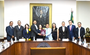 Poder Legislativo recibe el Paquete Hacendario 2026