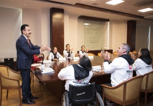 RECONOCE FAYAD A DEPORTISTAS QUE PARTICIPARON EN PANAMERICANOS