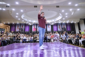 Junto a las mujeres transformaremos Pachuca: Jorge Reyes