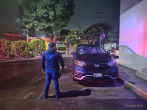 La cercanía da resultados en Pachuca: aseguran vehículo robado mediante reporte en Segurichat