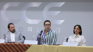 Se re&uacute;ne Jorge Reyes con integrantes del CCEH  &nbsp;