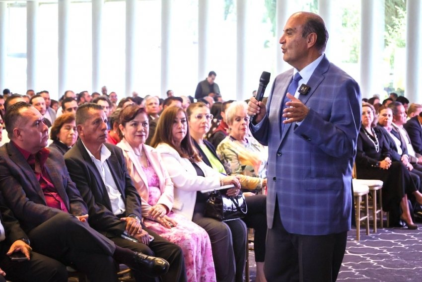 Natividad Castrejón reúne a jefes de sector y supervisores