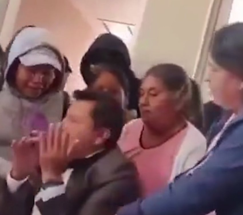 Rescatan en San Salvador a alcalde y 14 personas privadas de su libertad