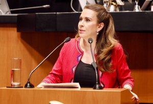 Carolina Viggiano presenta Iniciativa para sancionar el reclutamiento de niñas, niños y adolescentes por los criminales.