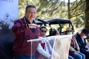 Destaca Menchaca Salazar compromiso de brigadistas&nbsp;y guardabosques