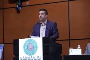 Daniel Andrade refuerza trabajo en territorio en la sierra y huasteca