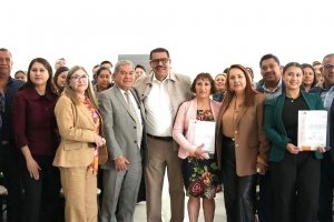 Secci&oacute;n 15 del SNTE entrega propuestas sindicales a docentes de distintos niveles educativos