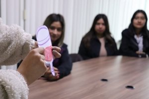 Extiende INHJUVE entrega de copa menstrual