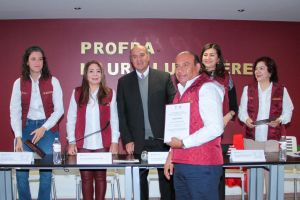 Natividad Castrej&oacute;n reconoce el trabajo de la Red de Vinculaci&oacute;n Sectorial de SEPH e IHE