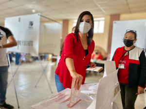 Realizar su sufragio manteniendo la civilidad que requiere esta fiesta de la democracia:Miriam Garc&iacute;a