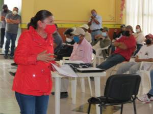 JULIANA ORTIZ EN REUNI&Oacute;N CON LIGA MUNICIPAL DE F&Uacute;TBOL
