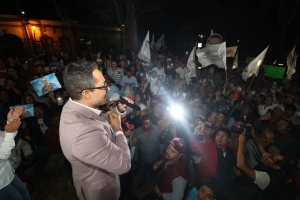 Encuesta da triunfo a Jorge Reyes en debate