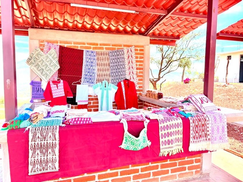 Fortalece CEDSPI organización del Corredor Artesanal de Tasquillo