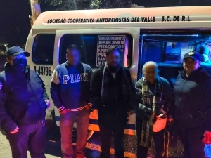 Polic&iacute;a auxilia a mujer desorientada en colonia Renacimiento