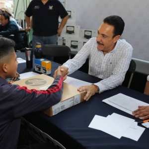 ATENDI&Oacute; FAYAD A M&Aacute;S DE 41 MIL HIDALGUENSES EN 10 AUDIENCIAS CIUDADANAS