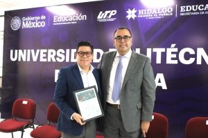 Rocket Revolution acerc&oacute; a Hidalgo oportunidades de la industria aeroespacial
