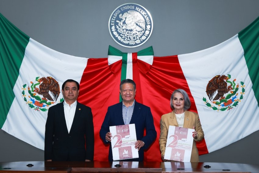 Menchaca Salazar respalda trabajo legislativo de Andrés Velázquez