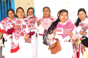 Hidalgo fortalece sector artesanal con programas que impulsan bienestar y preservan el patrimonio cultural