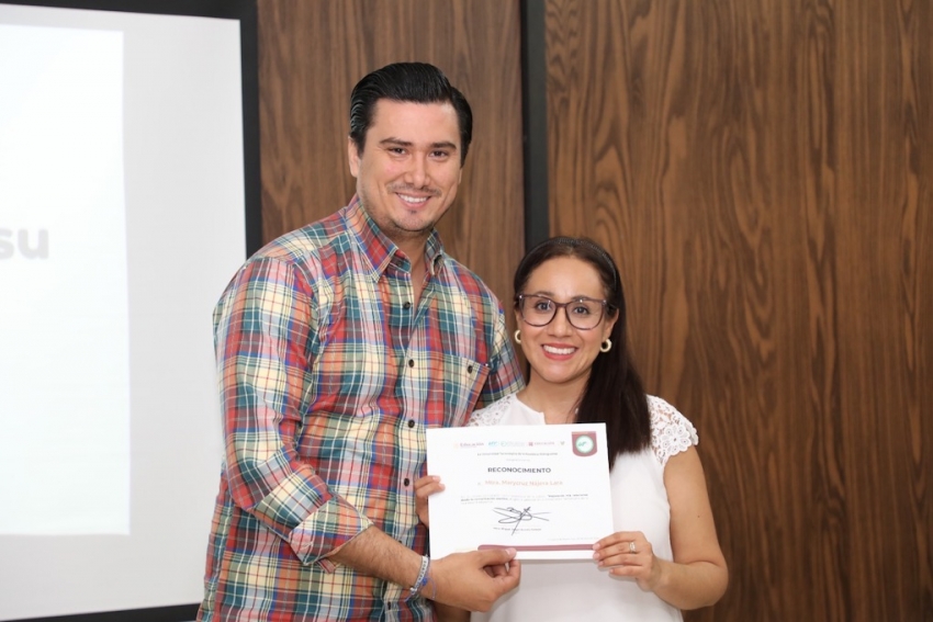 Capacita UTHH a su personal en comunicación asertiva