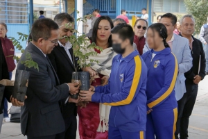 Arranca en Pachuca el programa &ldquo;Regresa a clases con un &aacute;rbol&rdquo; para fortalecer la educaci&oacute;n ambiental