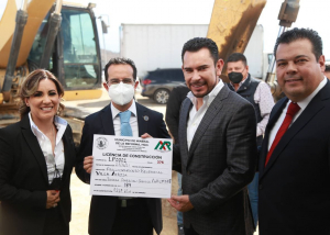 ISRAEL FELIX DA CONFIANZA A INVERSIONISTAS Y GENERA EMPLEOS EN MINERAL DE LA REFORMA