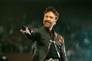 Alejandro Fern&aacute;ndez enamora a m&aacute;s de 6 mil personas en la Monumental Plaza de Toros Vicente Segura