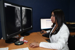 Insiste SSH en la importancia de la autoexploraci&oacute;n en la prevenci&oacute;n del c&aacute;ncer de mama