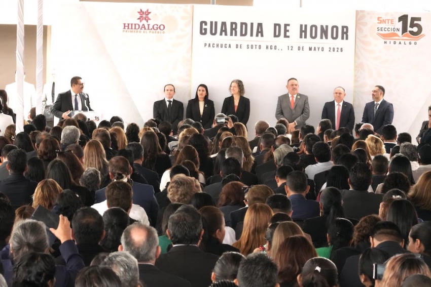 SNTE Sección 15 honra la memoria de maestras y maestros de Hidalgo