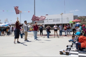 Convocan a familias hidalguenses a participar en exhibiciones de autos cl&aacute;sicos y deportivos