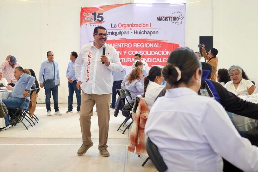 Said Vargas fortalece estructuras sindicales del magisterio en Ixmiquilpan y Huichapan