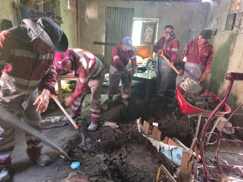 Continuan  labores de limpieza de viviendas y desalojo de derrumbes en localidades afectadas