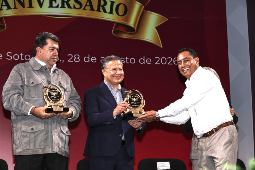    En Hidalgo recaudamos más, invertimos más y debemos menos: Julio Menchaca
