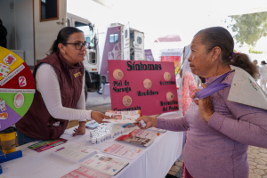 Julio Menchaca cumple compromisos con las mujeres y hombres de San Agust&iacute;n Tlaxiaca