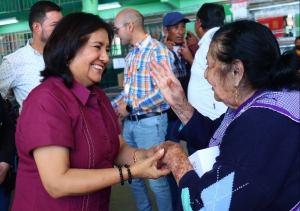 Entrega DIFH 3 mdp en apoyos a&nbsp;beneficiarios de la Sierra Alta