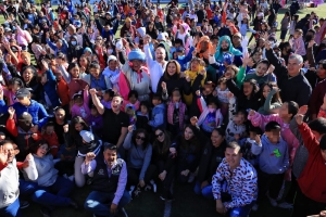 Entregan en Pachuca más de 1,500 juguetes a niñas y niños